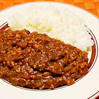 カレールーでお手軽ドライカレー